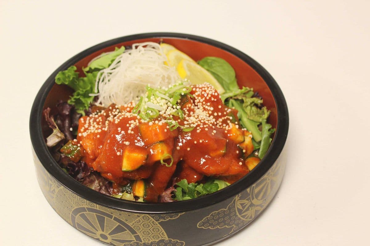 Spicy Salmon Sashimi
