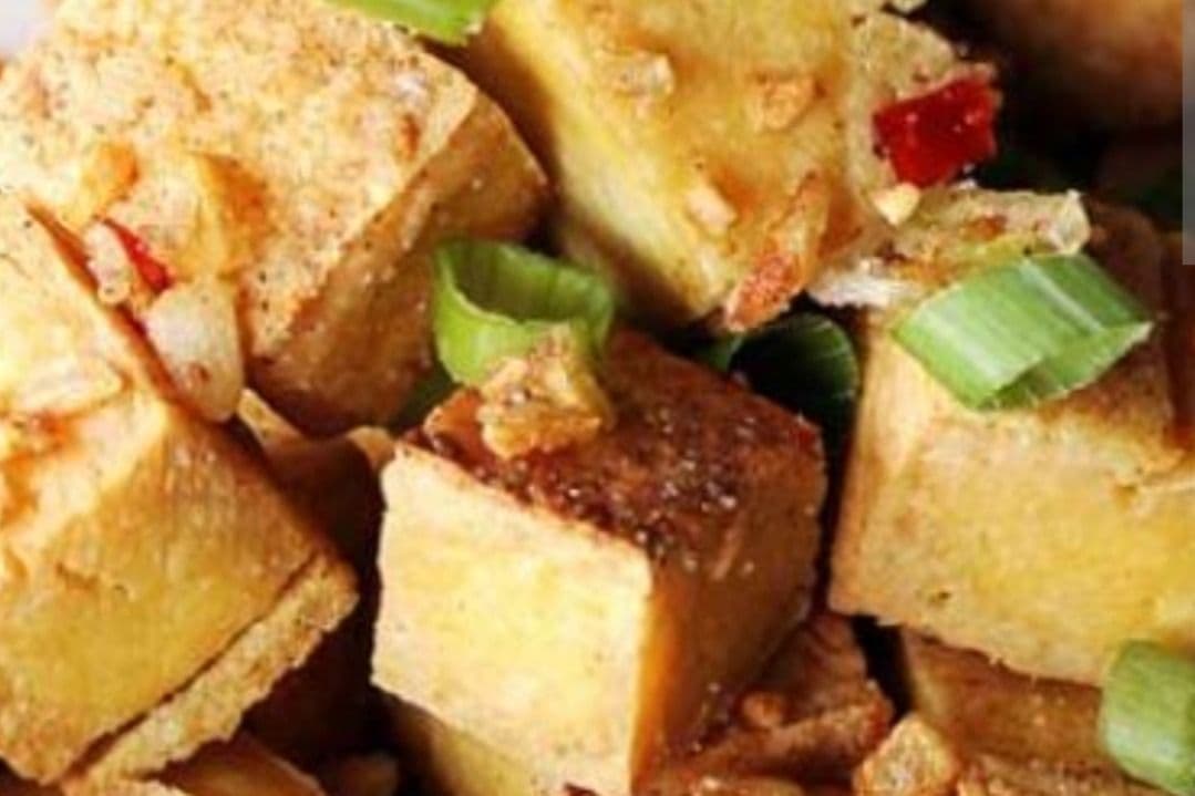 A7. Salt and Pepper Deep-Fried Tofu
