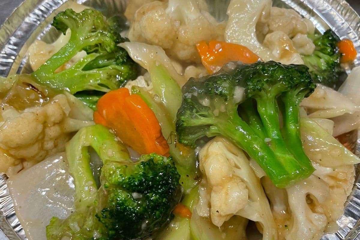 Garlic Broccoli and Cauliflower