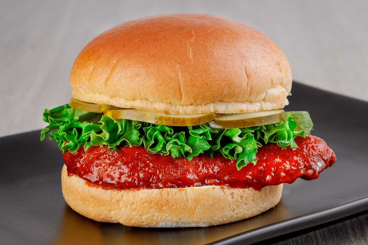 Nashville Hot Chicken Burger (Halal)