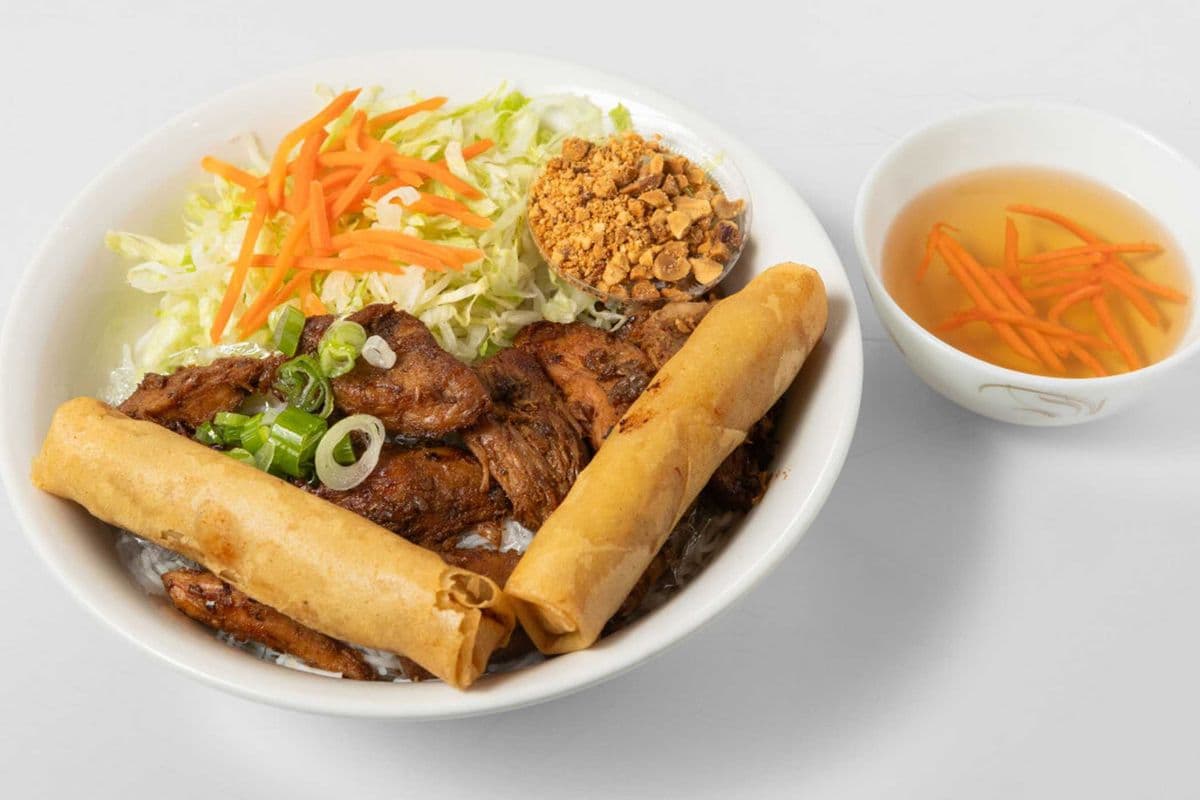 R12. Grilled Chicken and Spring Roll (2 pcs) on Steamed Rice