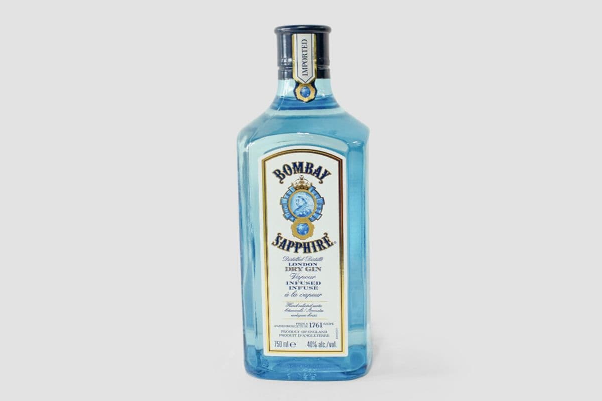 Bombay Sapphire Gin (1 x 750 ml)
