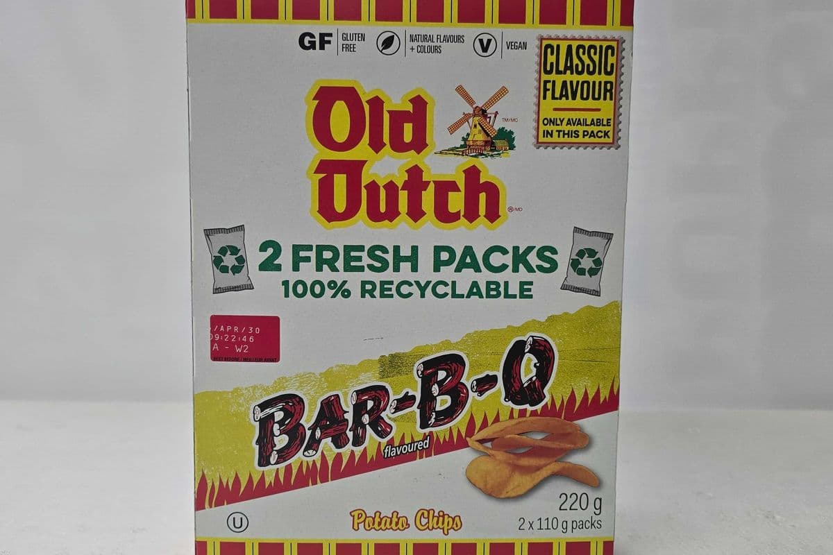Old Dutch 2 Fresh Packs BBQ potato chips (220g)