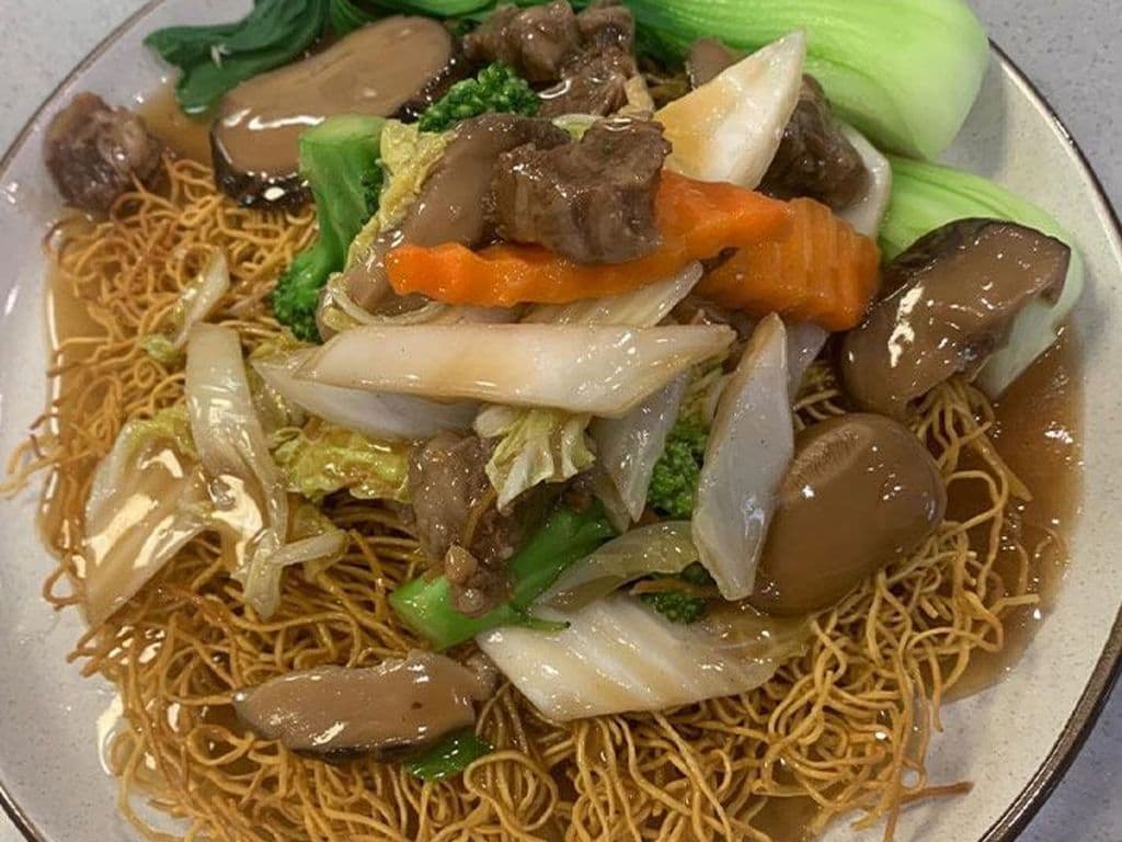 D6Crispy Noodles wh Chicken D6雞肉炒麵