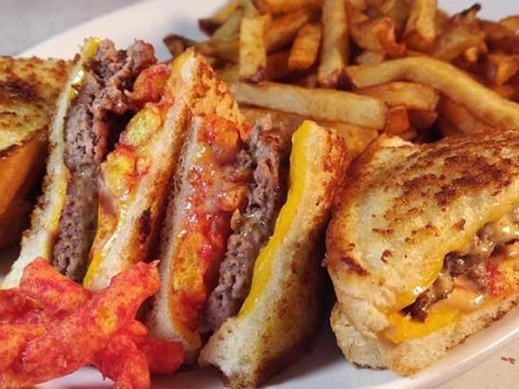Trio Le Diablo au Fromage Grillé / Grilled Cheese Le Diablo