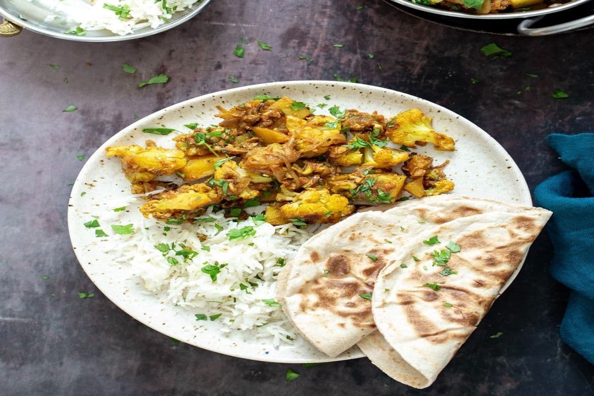Aloo Gobhi Masala with Naan & Rice