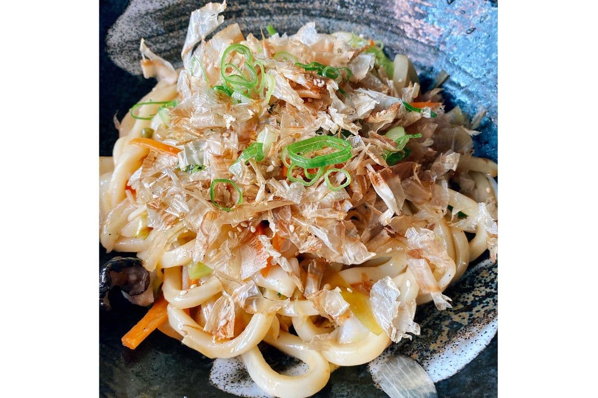 Seafood, Chicken or Beef Yaki Udon
