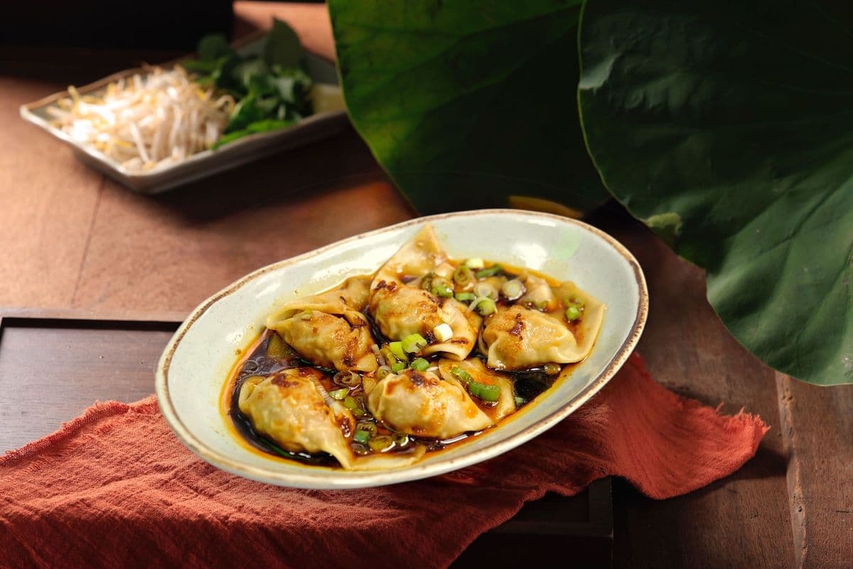 3B. Steam Wontons With Spicy Sauce (6 pcs)