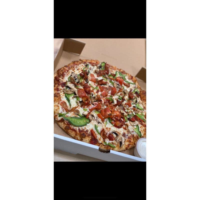 Deluxe Pizza