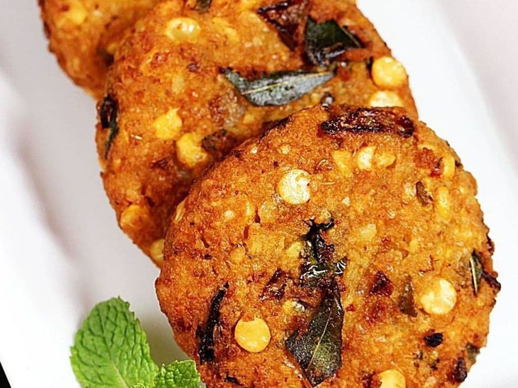 Chana Vada/Masala Vada (4Pcs) / Pois Chiches Vada ( 4 pièces)