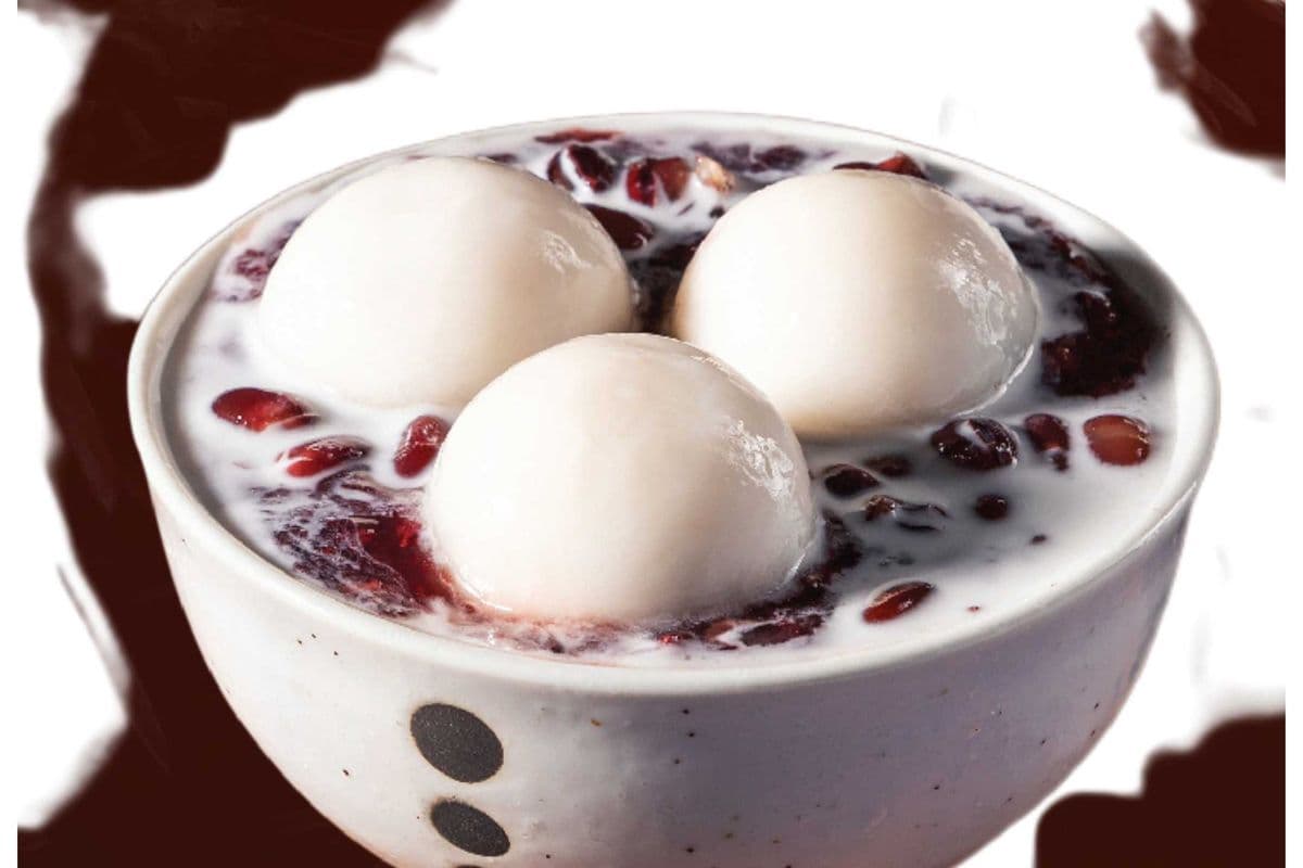 Purple Rice Coco with Sesame Rice Balls 椰汁紫米粥配芝麻汤圆 (12OZ)