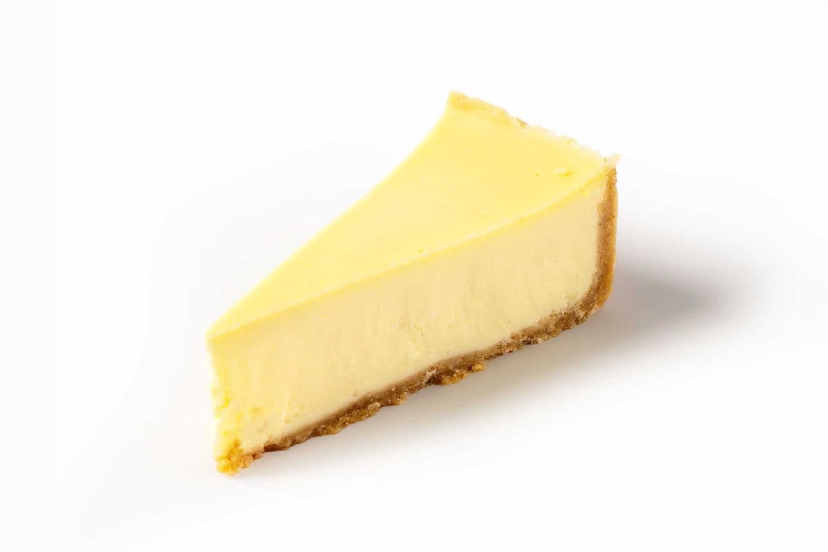 New York Cheesecake (590 Cal)