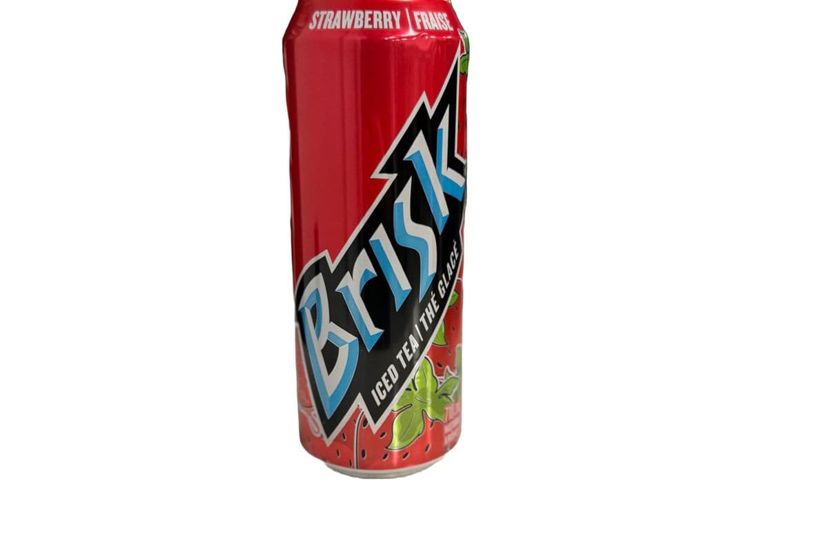 Brisk Strawberry (710ml)