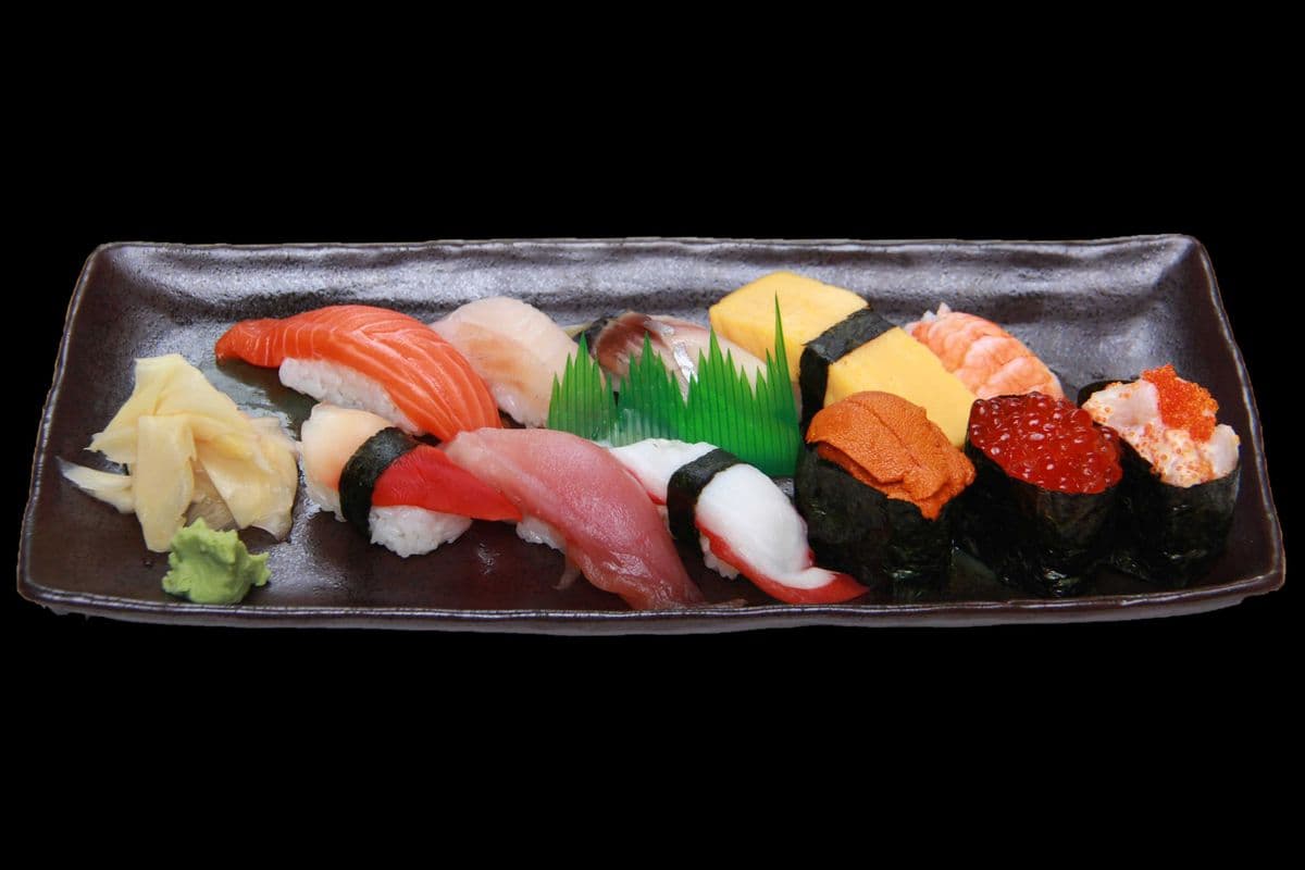 Sushi Combo D (11 pcs)