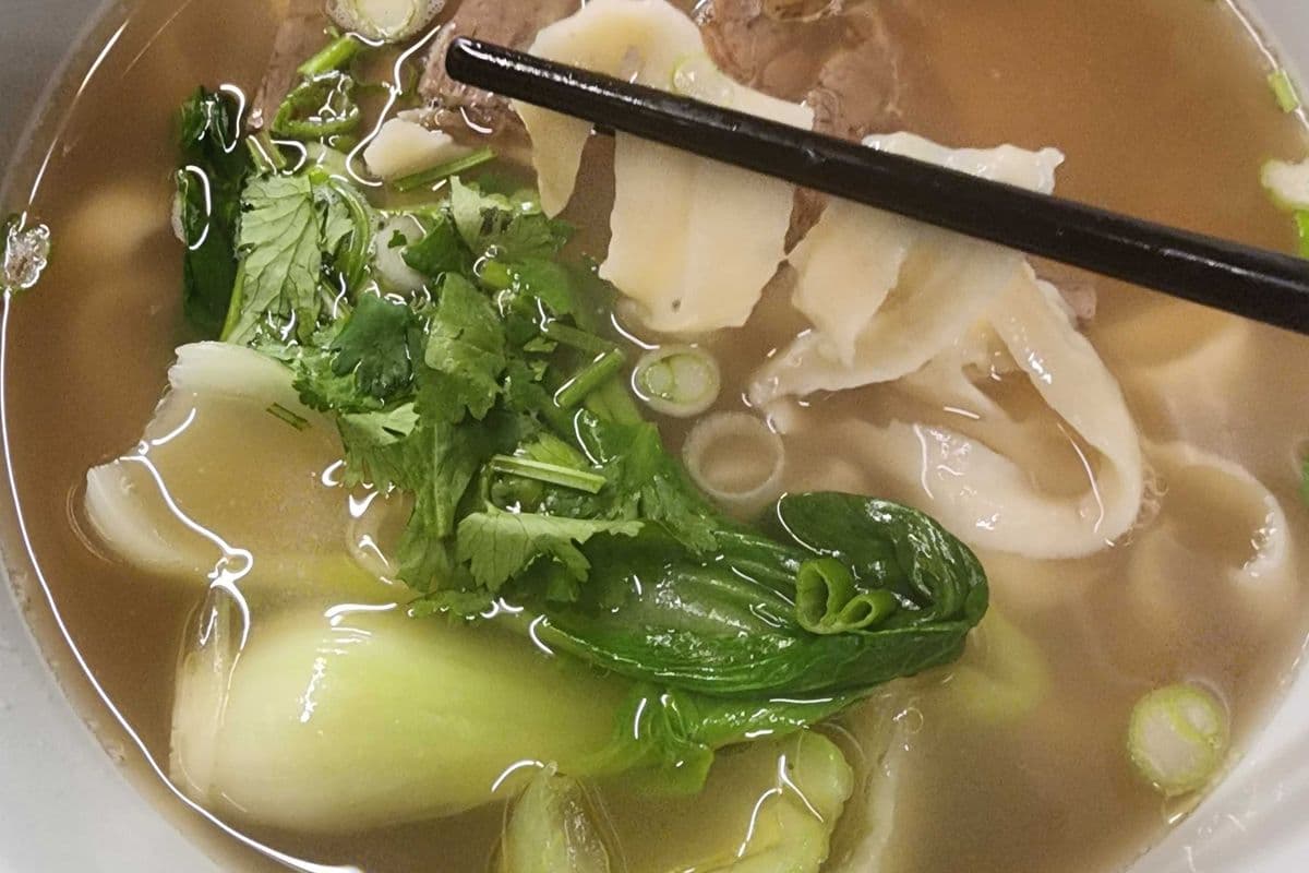 1201. Sliced Noodle with Beef
