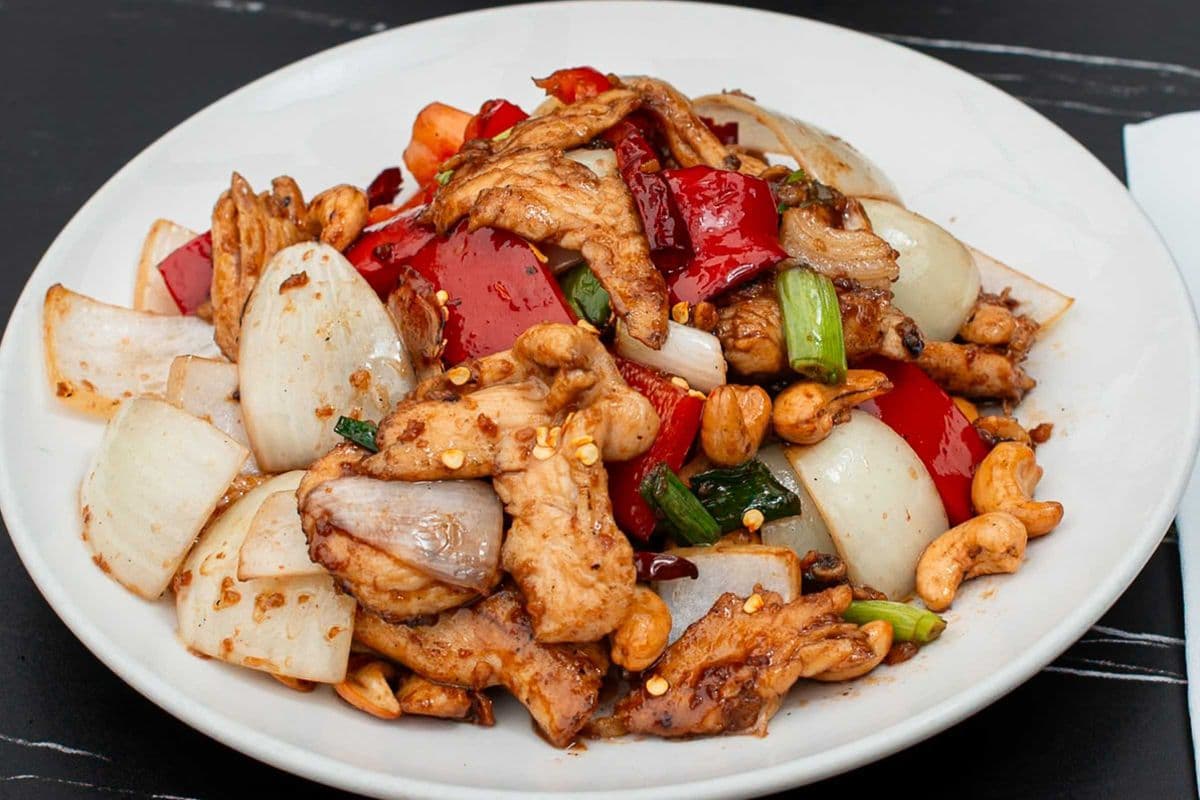 CU31 Kung Pao Chicken with Side of Jasmine Rice