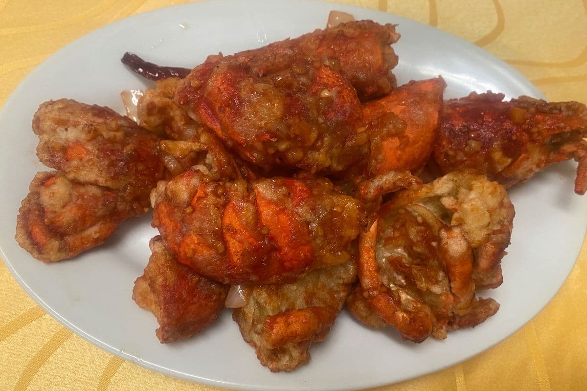 Deep Fried Lobster with Spicy Sauce