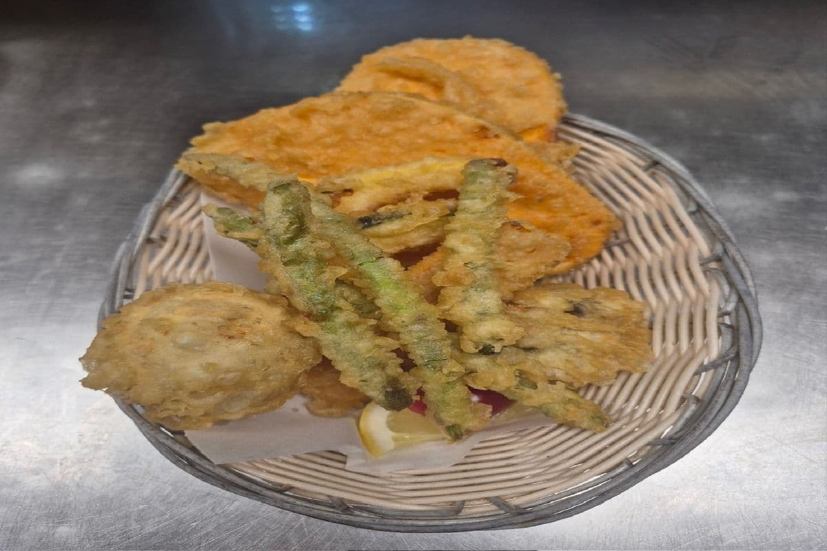 Vegetable Tempura (11 pcs)