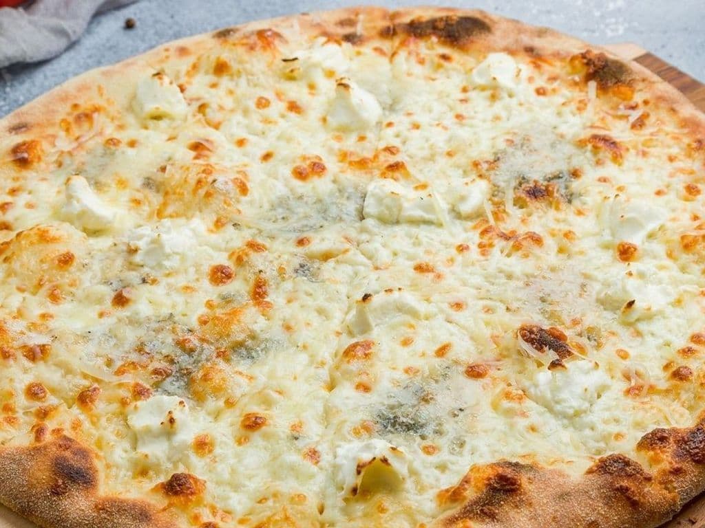 Quattro Formaggi Pizza (SMALL)