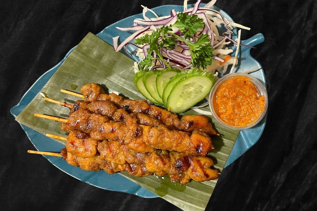 Satay Chicken Skewers (6pcs)