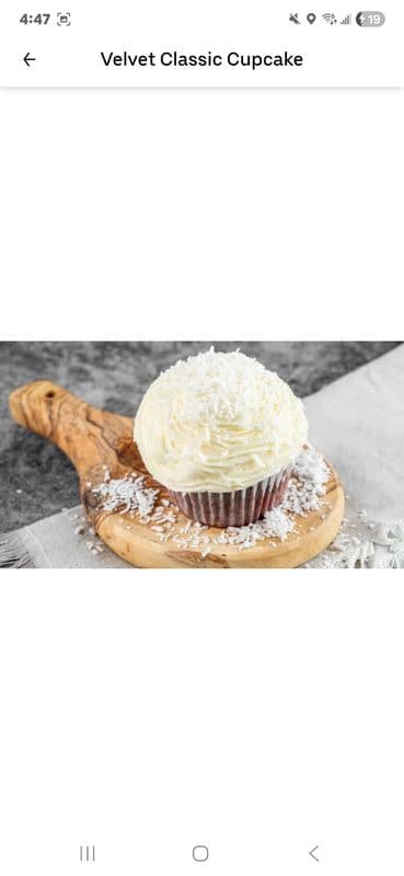 4-Pack Velvet Classic Cupcake