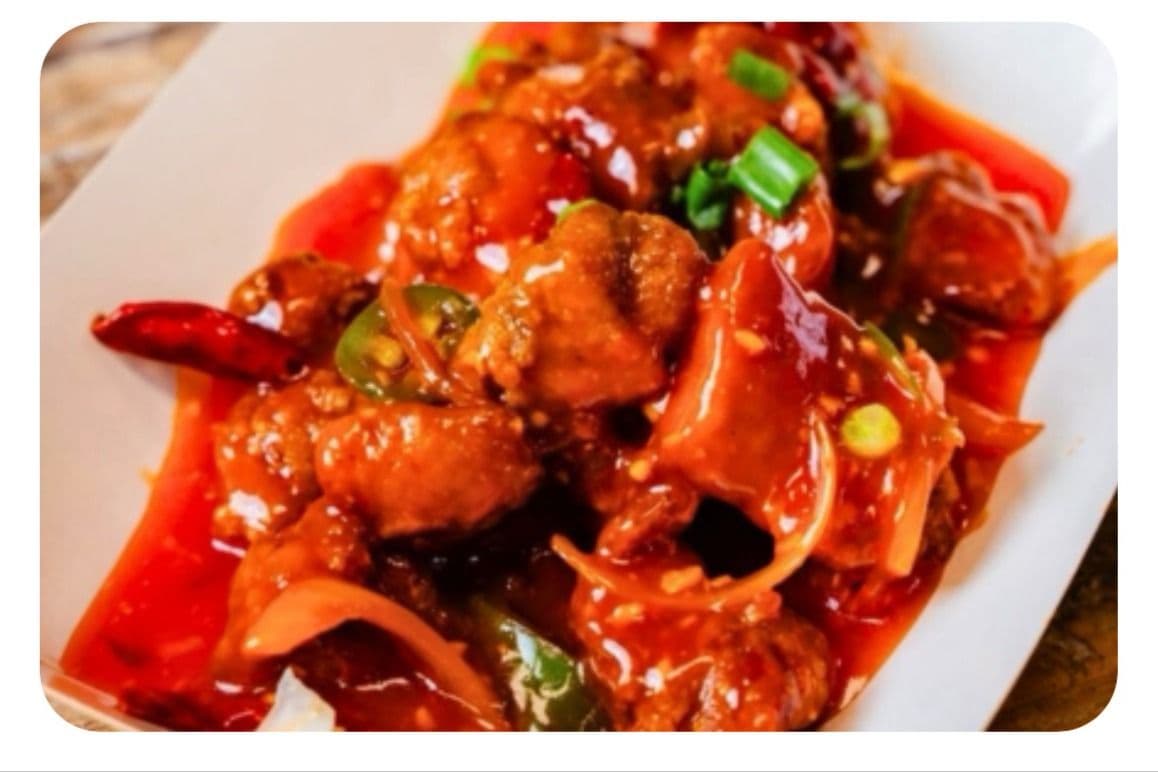 Spicy Schezwan Chicken Gravy