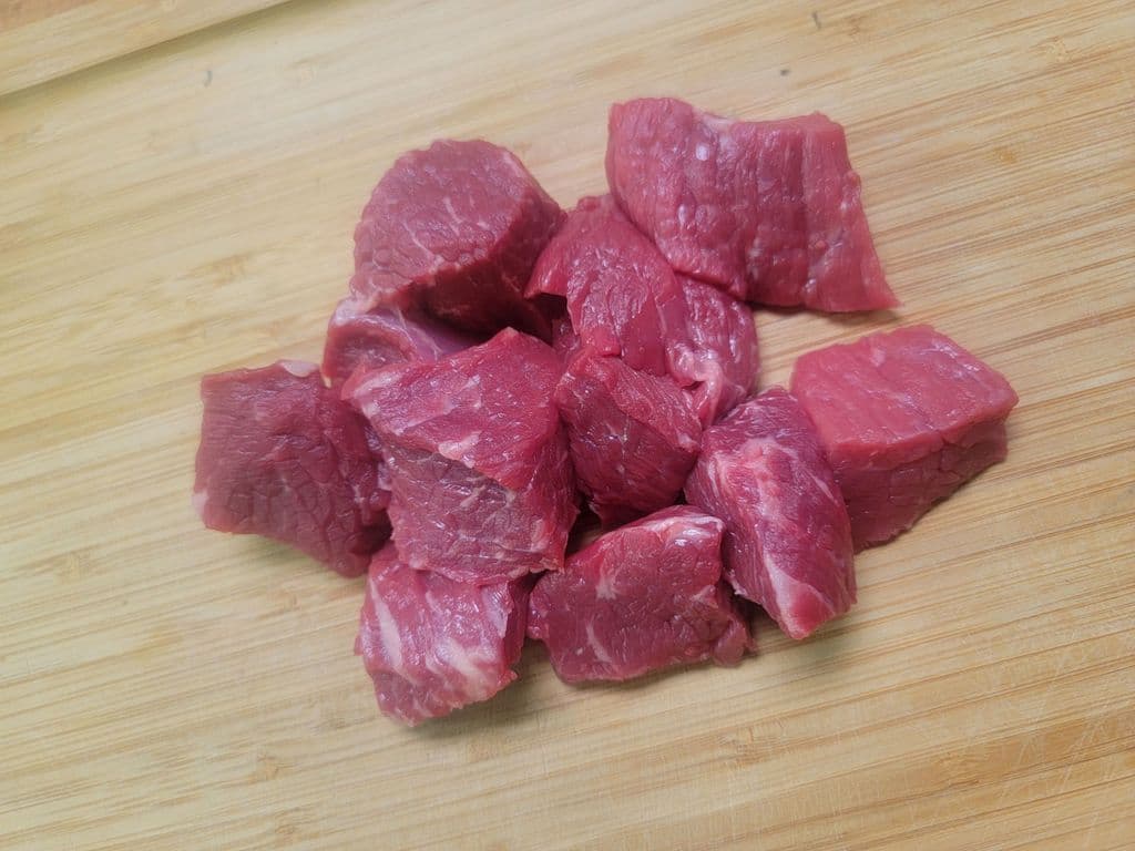 LOCAL GRASS FED GRASS-FINISHED BEEF STEW 1LB (FRESH) (LOCAL BC MEAT)