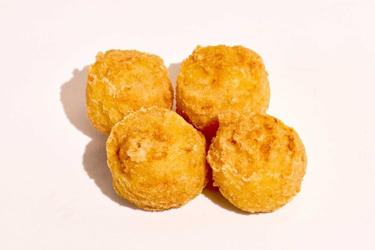 Sweet Potato Balls (4 pc)