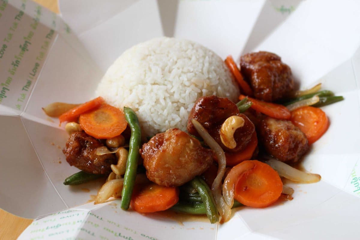 Cashew Chicken