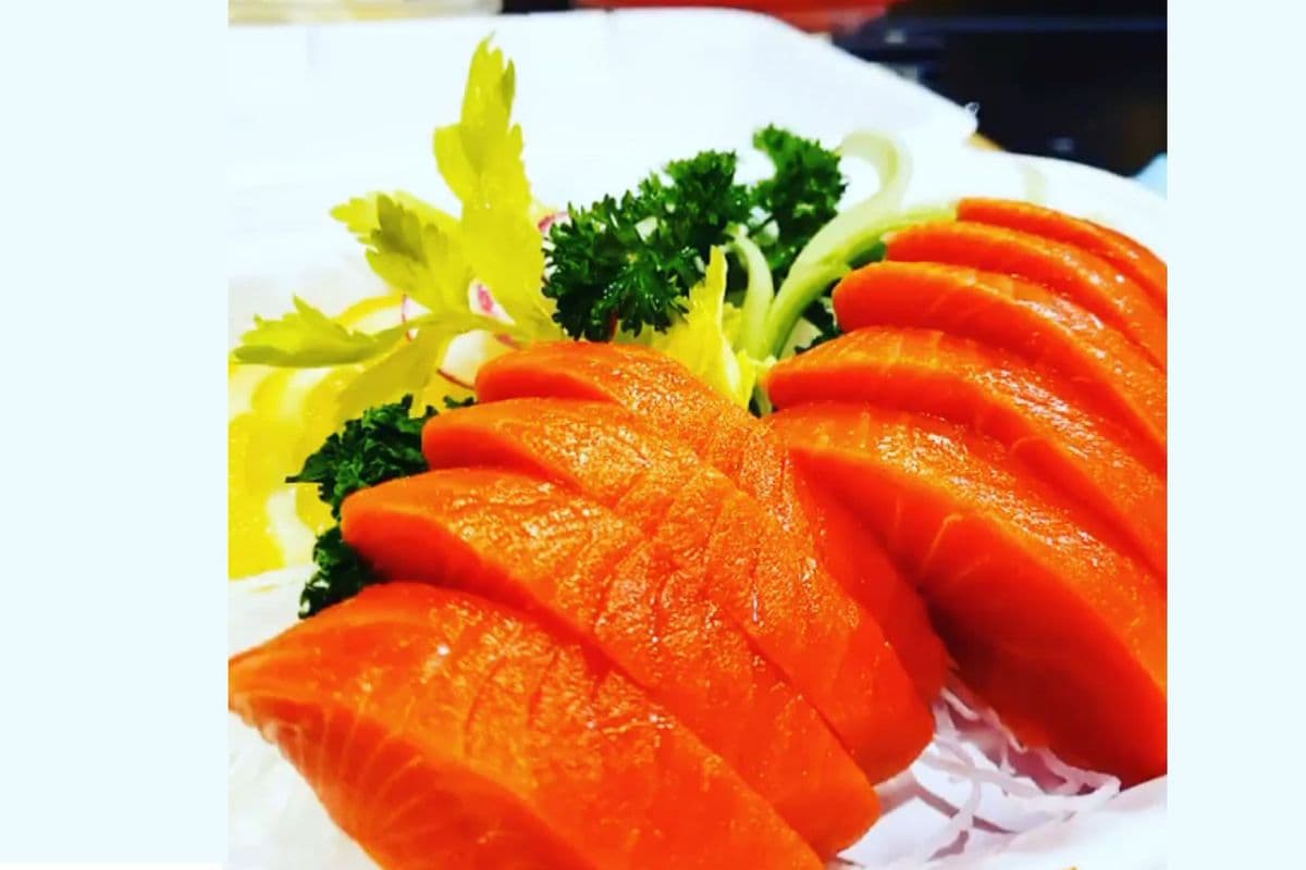 Salmon Sashimi