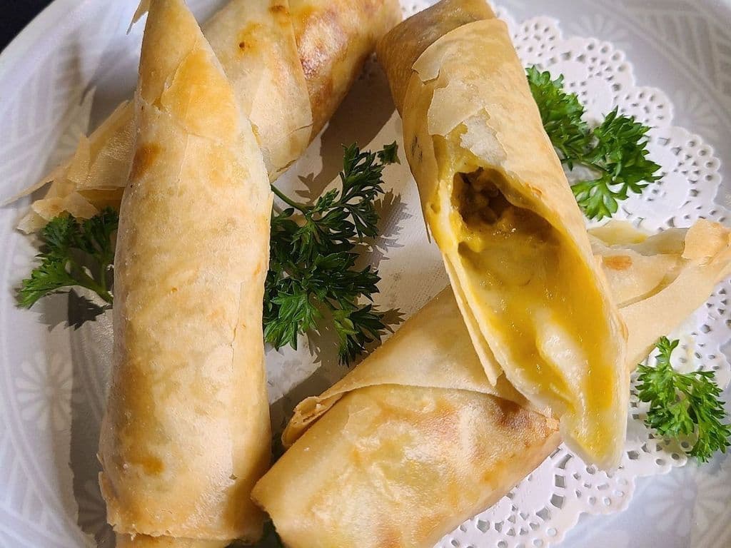 CurryChickenCheesyRoll(4pieces)/D368