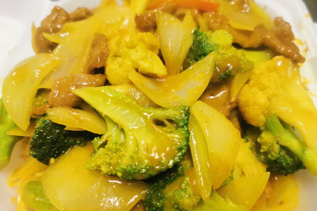Curried Chicken Chow Mein
