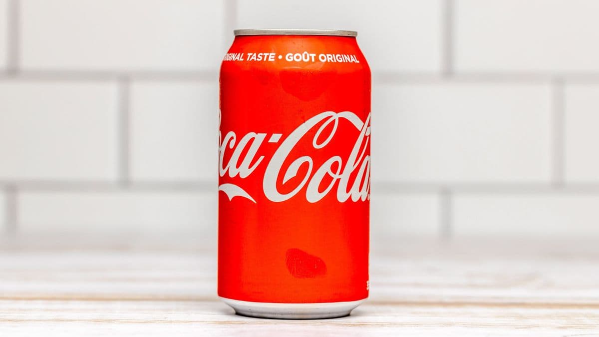 Coke (Can)