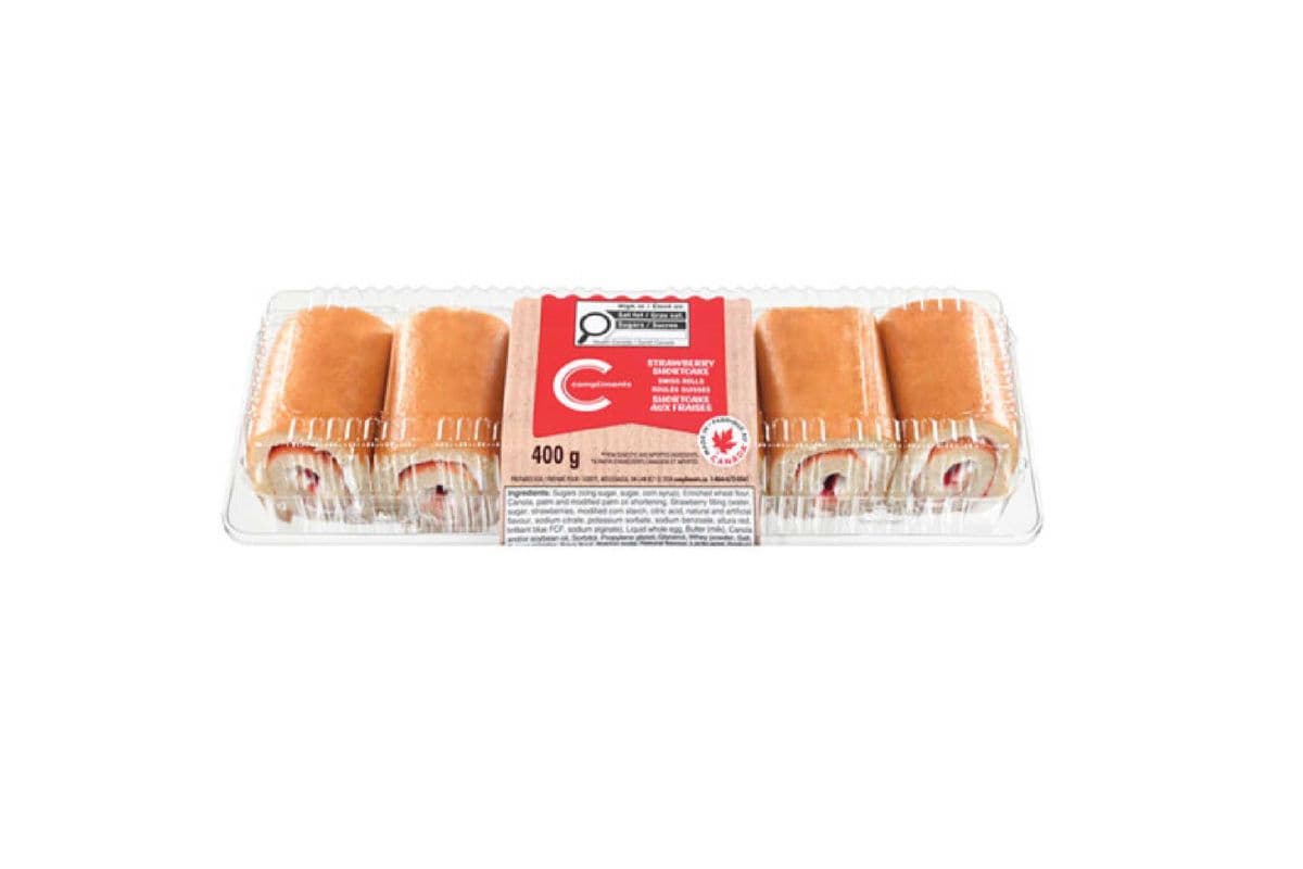 Comp strawberry shortcake swiss roll 400g