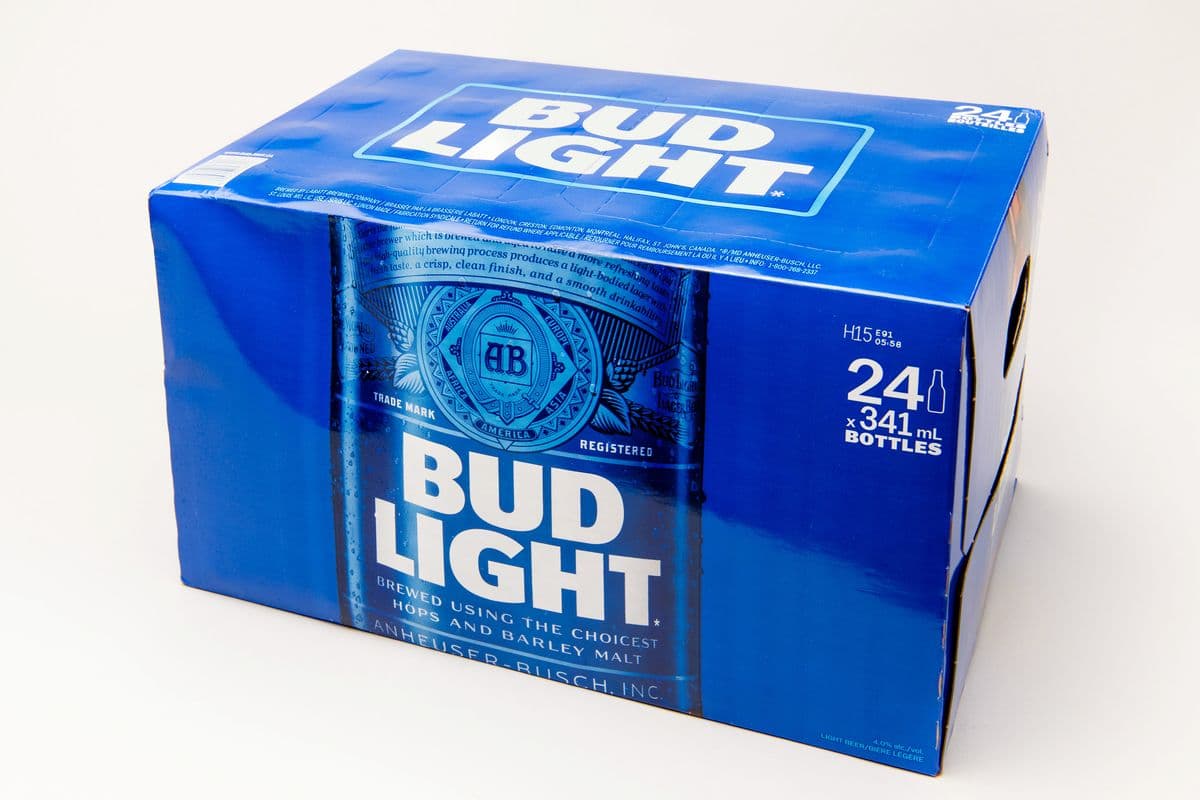 Bud Light (24 Bottles) (24 x 341 ml)