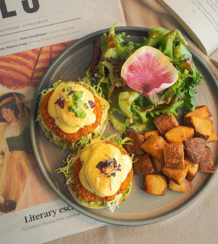 Shrimp Cake Eggs Benidict