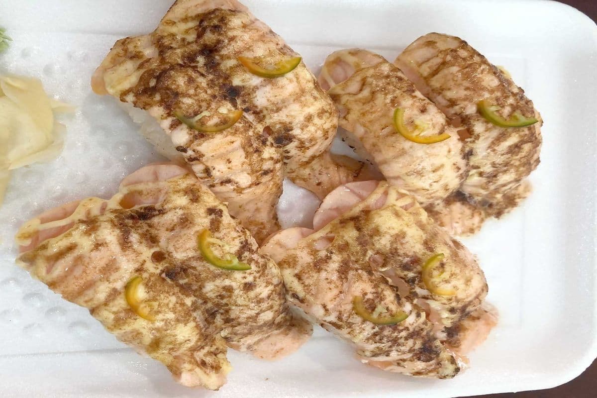Aburi Salmon (8pc) Special