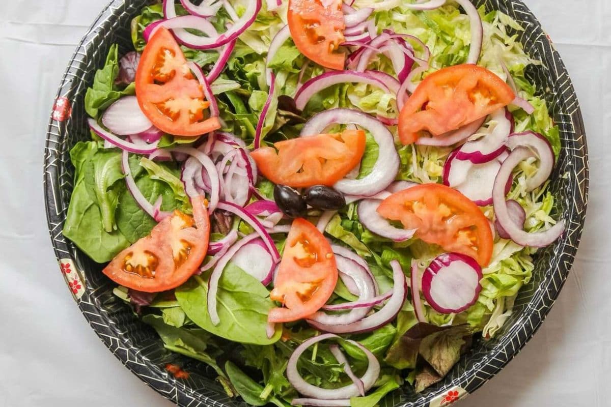 Organic Spring Leaf Salad With Chicken