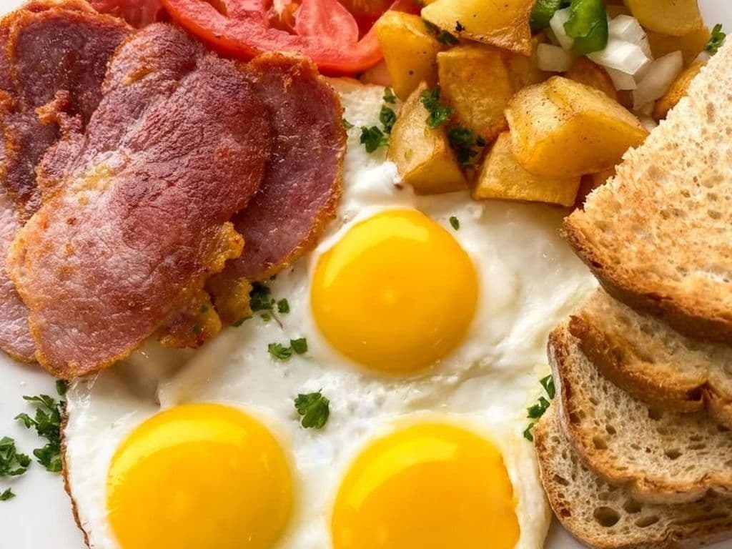 Peameal Bacon and Eggs
