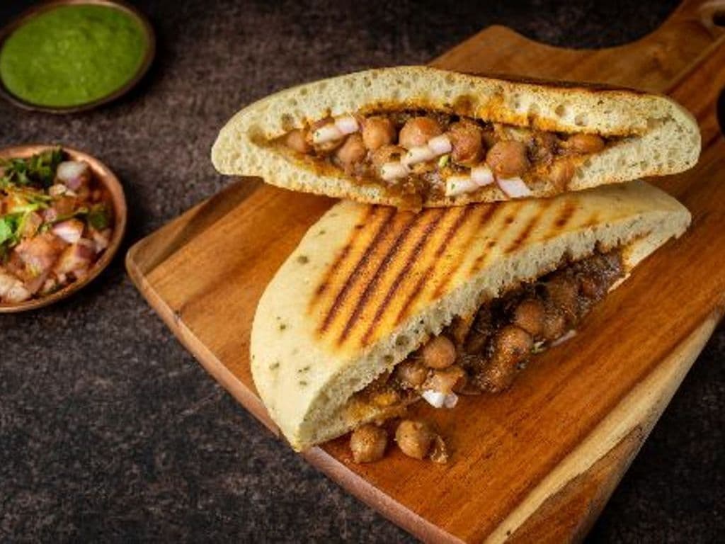Stuffed Kulcha Channa
