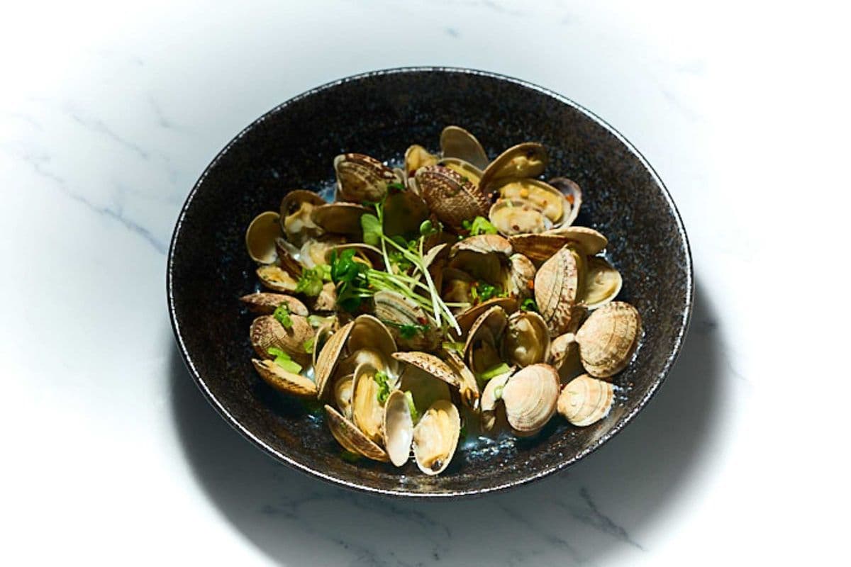 Sake-Steamed Asari Clams Soup