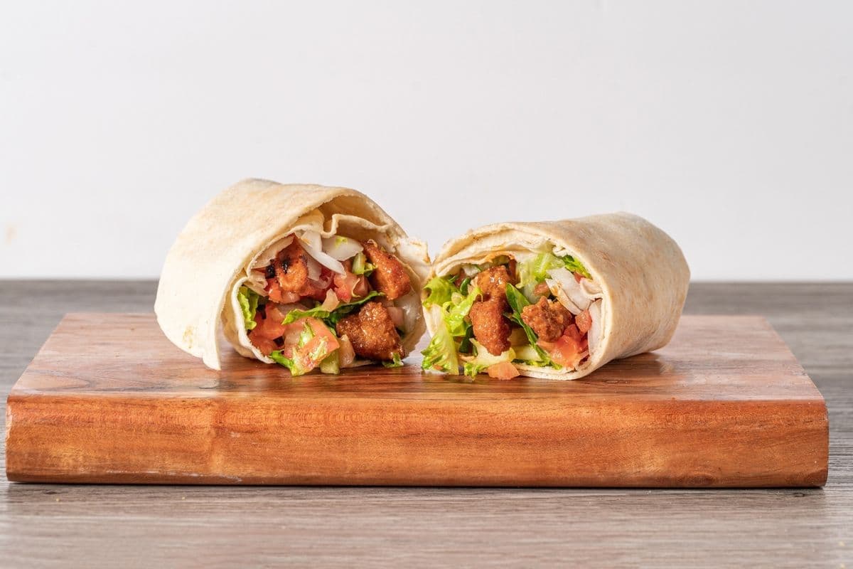 9" Large Buffalo Chicken Pita