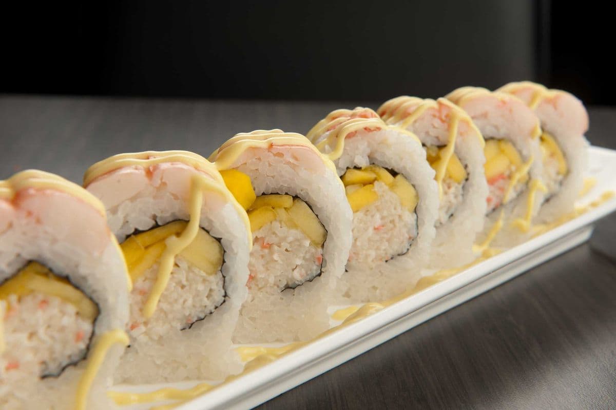 Mangodise Roll (8 pcs)