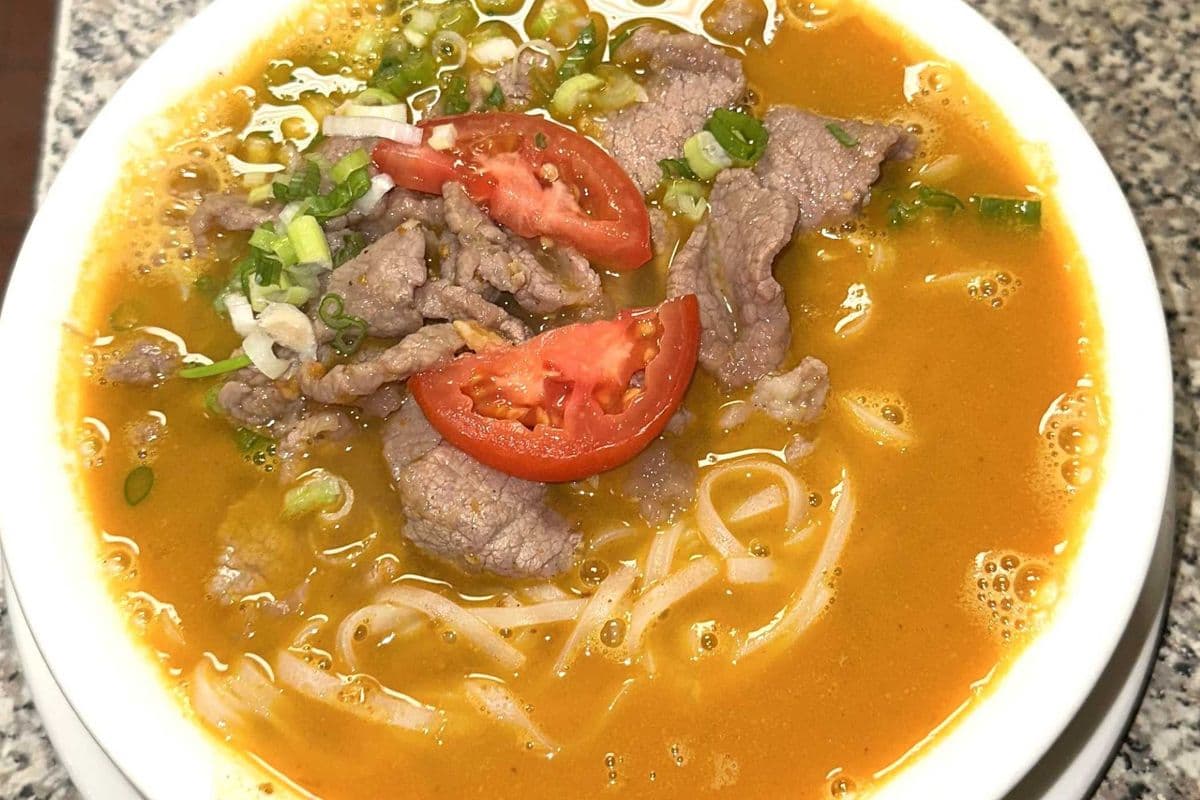 23. Satay Rice Noodle Soup with Beef Or Chicken