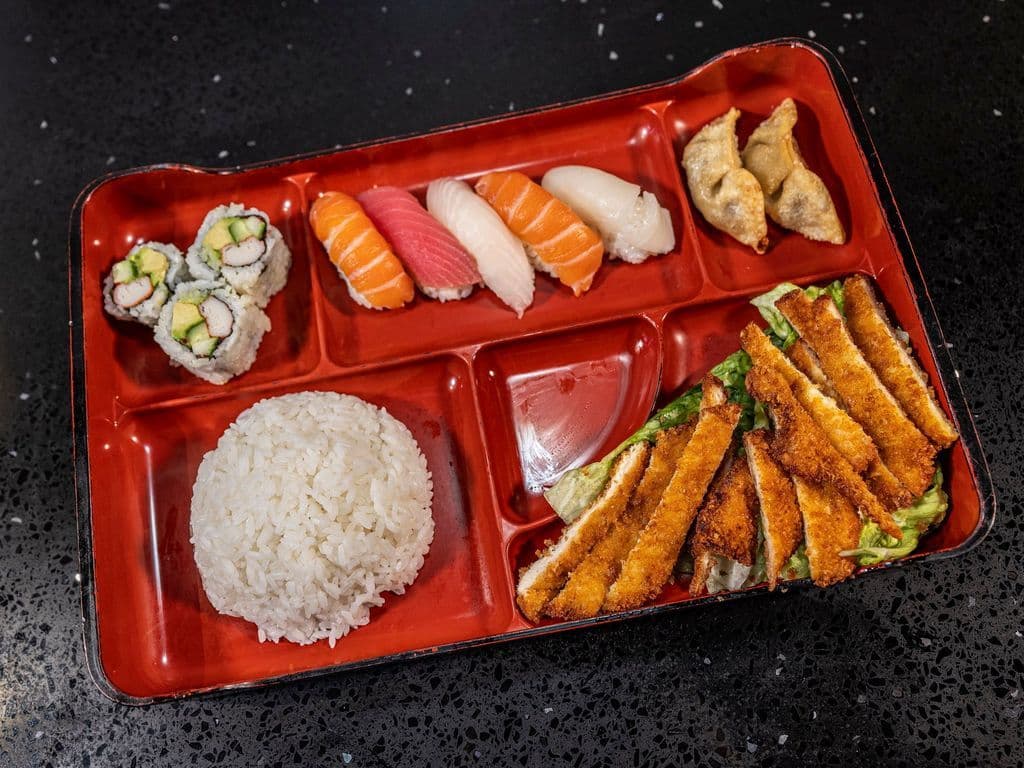 Chicken Cutlet Dinner Box