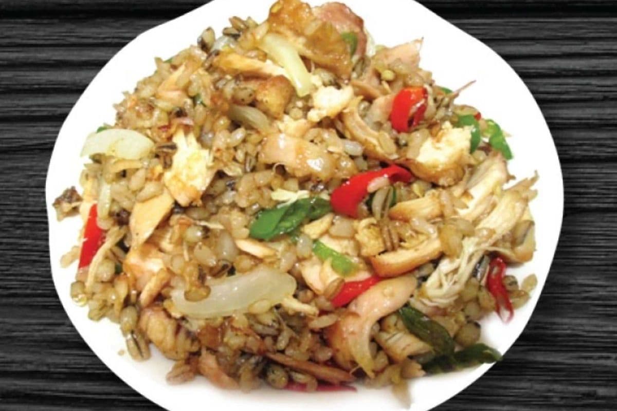F2. Chicken Fried rice