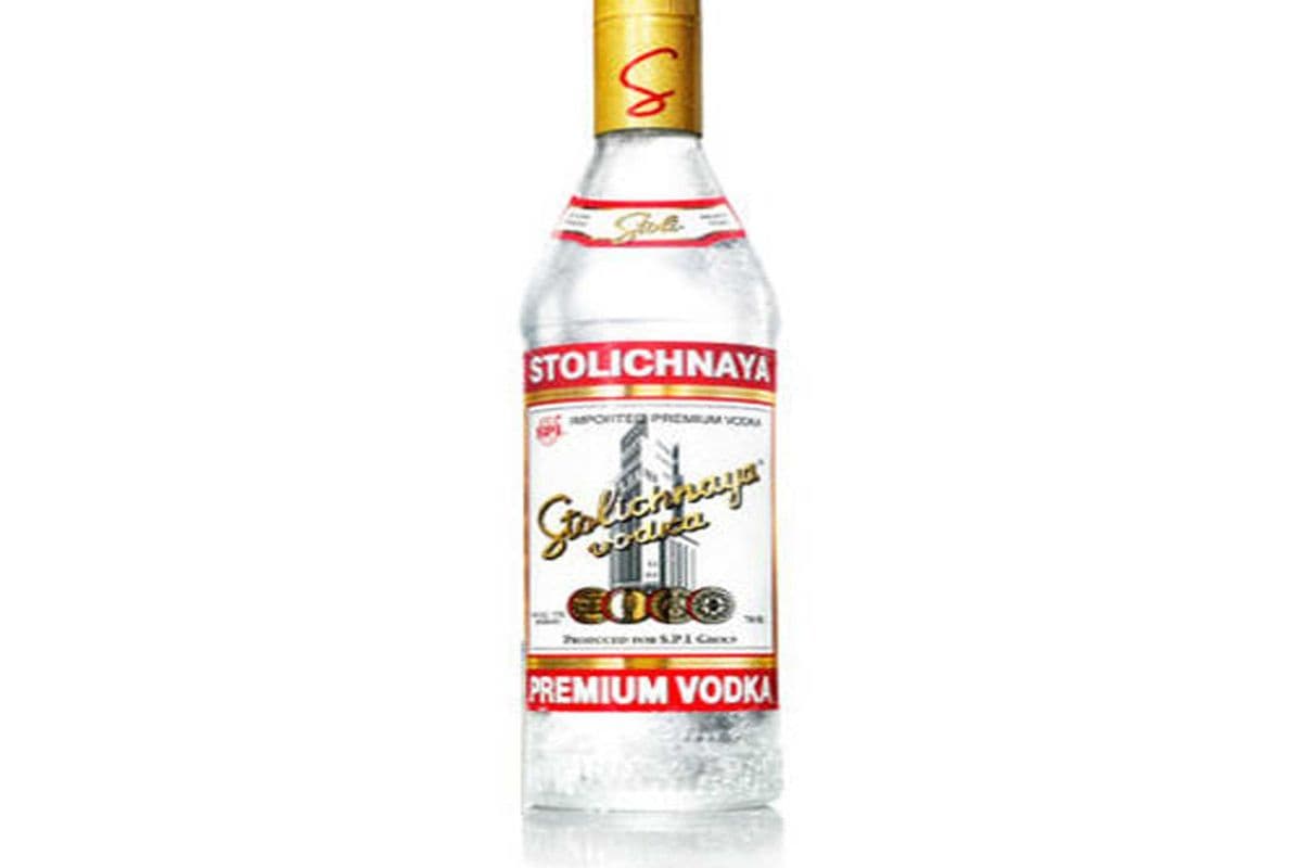 Stolichnaya Vodka 750ml (1 x 750 ml)
