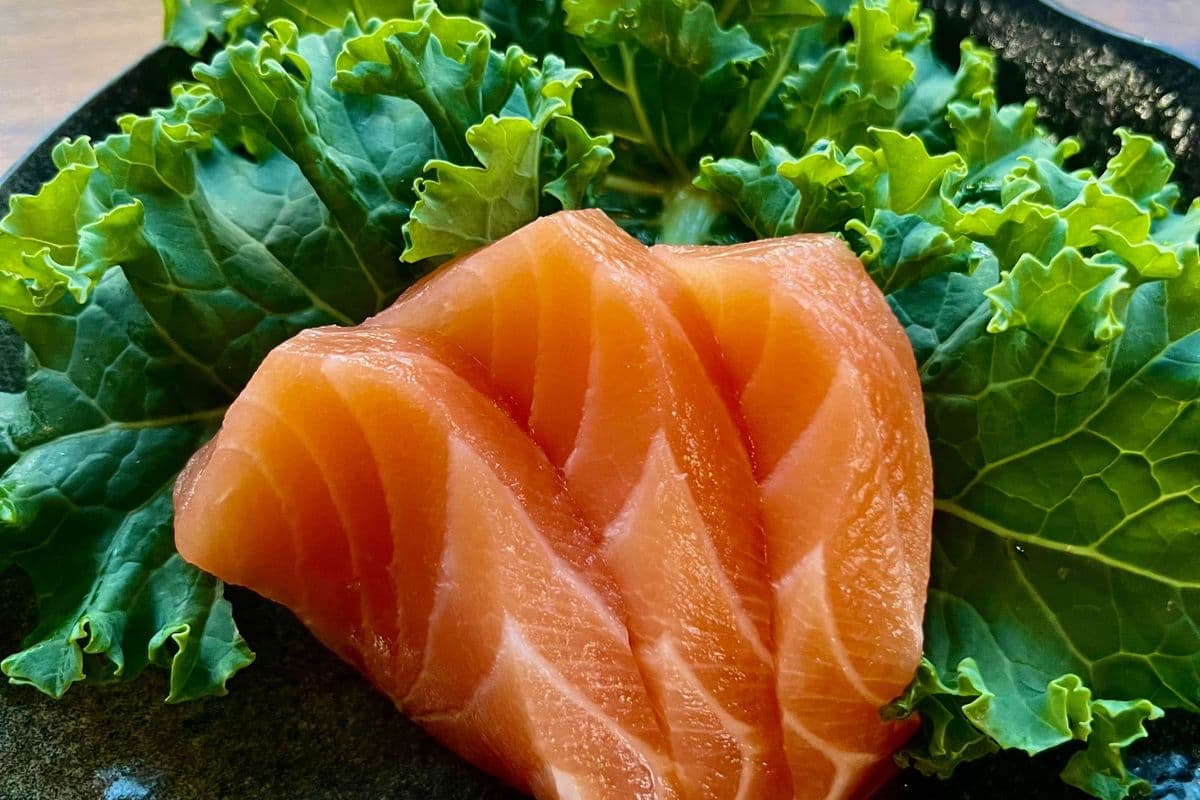 67B. Salmon Sashimi (3 pcs)