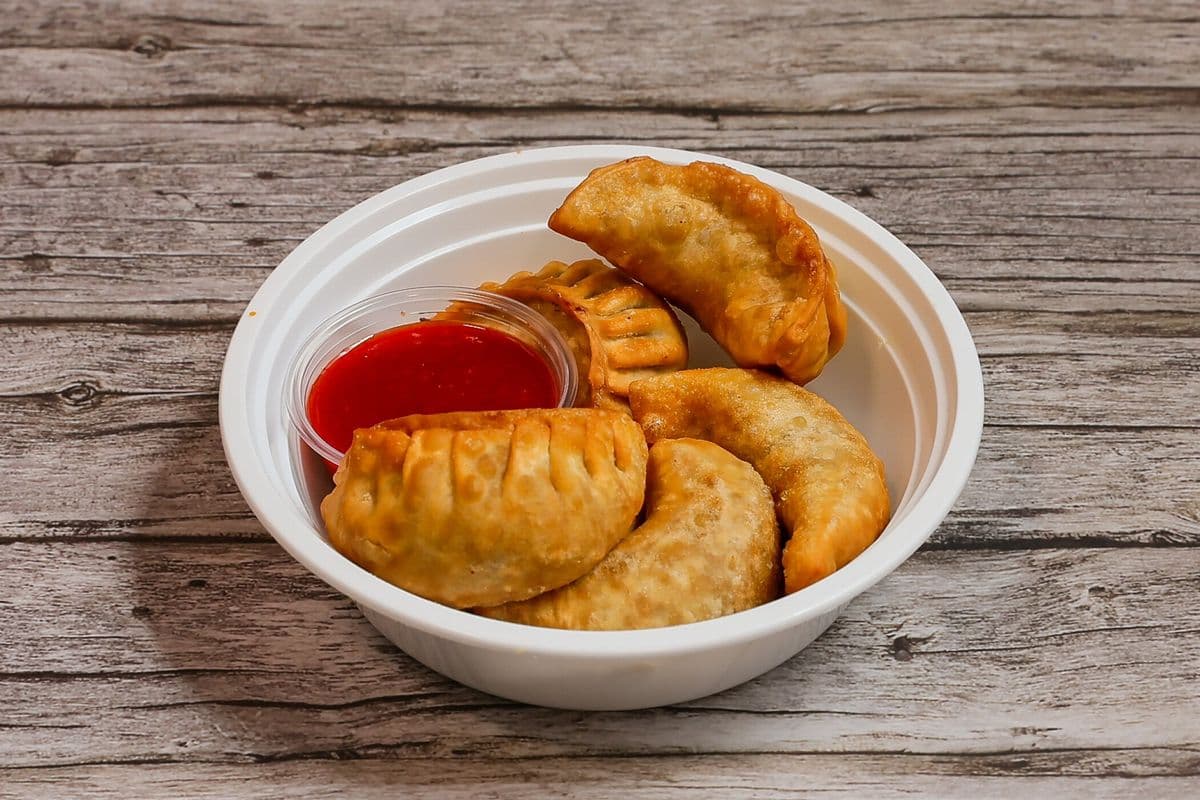 Gravy Veggie Momos