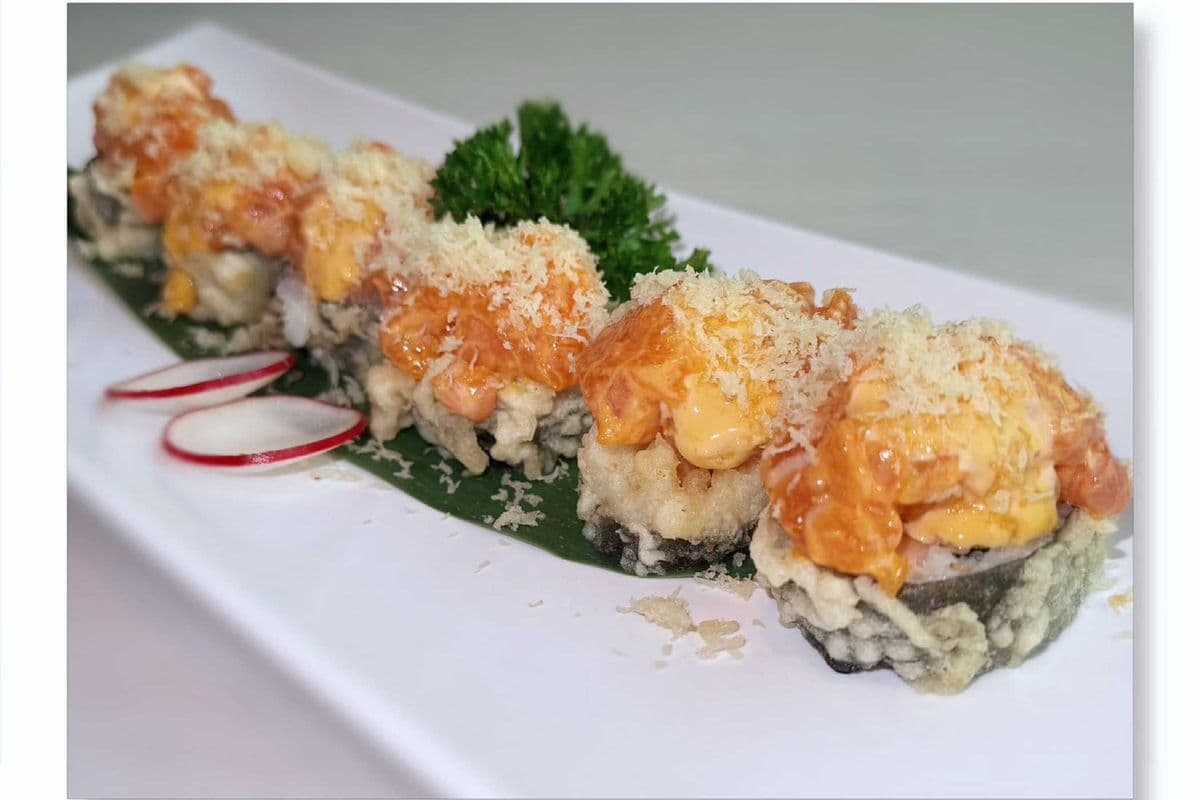 SR4. Double Salmon Roll (6pcs)